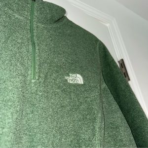 The North Face Womens TKA 100 Green Fleece Pullover Size Large 1/4 Zip